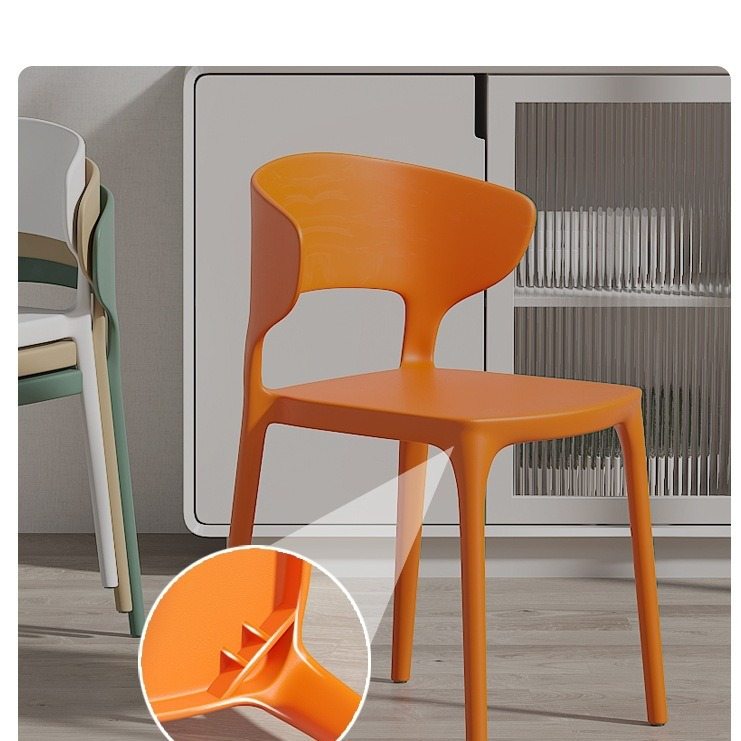 直供加厚家用餐桌椅餐椅靠背椅北欧胶凳子久坐塑料牛角椅