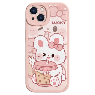 适用iPhone17/15pro手机壳16p兔子苹果14plus情侣款13promax小熊12趣味11奶茶8p新款xr小羊皮se3防摔mini套xs
