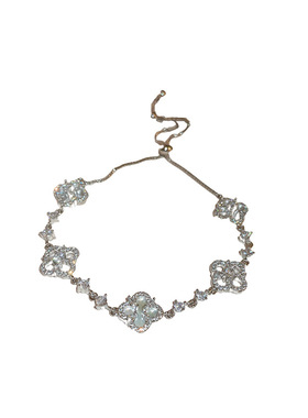 新款四瓣花锆石花朵手链女小众轻奢高级感手环冷淡风闺蜜礼物手饰