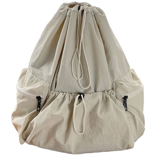 极简设计超轻旅行日常背包学生抽绳书包大容量百搭休闲通勤双肩包