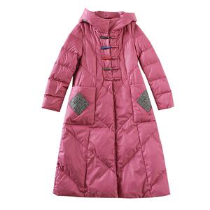千秋飞燕国风盘扣贴布羽绒服女冬季新款宽松连帽长款白鸭绒外套