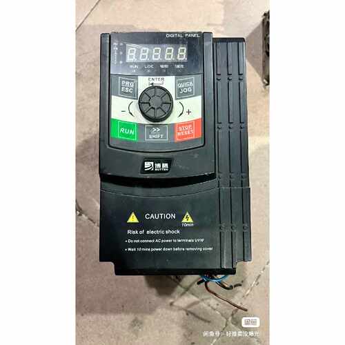 询日业变频器CM530A4T4R0GB5R5PB4.0