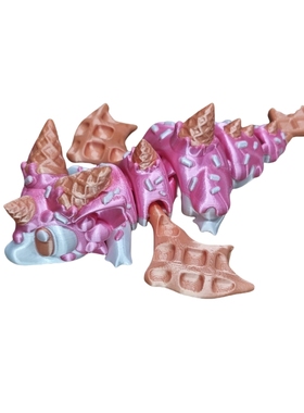 冰淇淋蛋筒饼干小飞龙模型摆件儿童玩具装饰创意同学送生日礼品3D