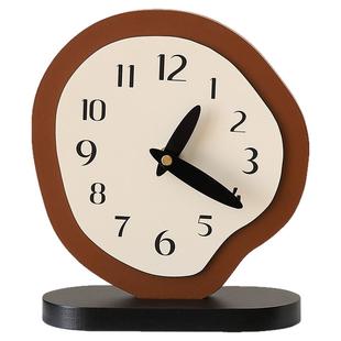 法式中古创意桌面时钟摆台式客厅软装高级感办公室小众装饰品摆件