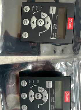 溢价-丹佛斯变频器控制面板LCP11，型号132B0100，成色都