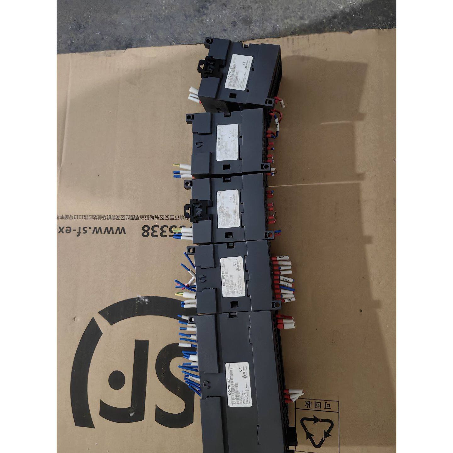 议价拆机合信PLC,主机216-1BD33-0X24,模块231
