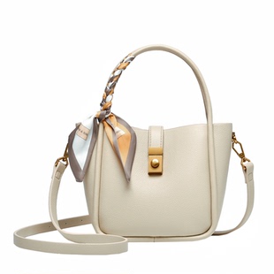 小众设计菜篮子手拎包包女2025新款简约水桶包百搭通勤单肩斜挎包