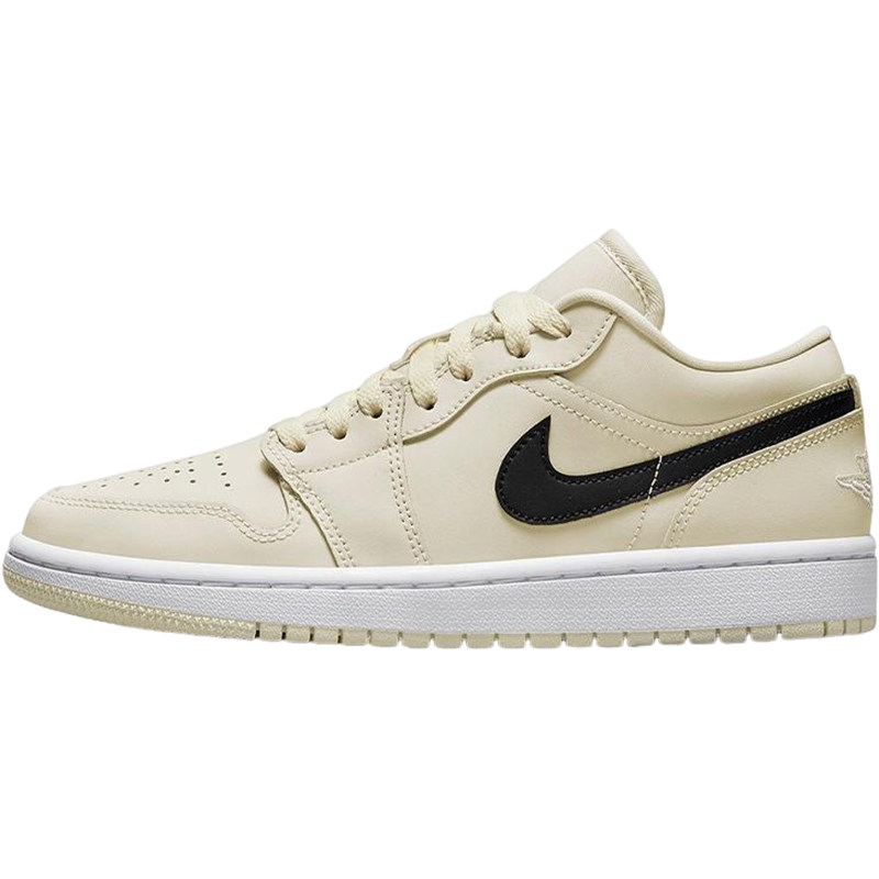 Nike/耐克正品Jordan 女士低帮透气简约经典轻便板鞋DC0774-121