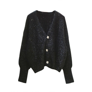 方块镶钻扣子亮丝V领水貂绒毛衣秋冬短款学生宽松慵懒风针织开衫