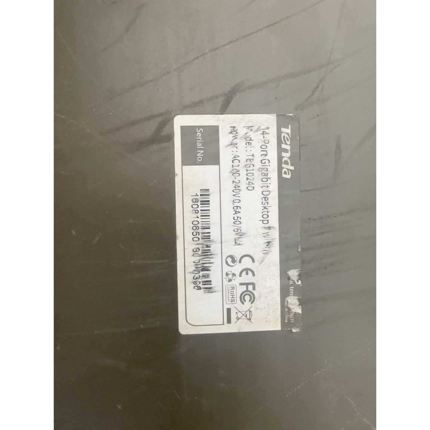 议价腾达TEG1024D24口千兆交换机拆机下来的成色还可维修图片