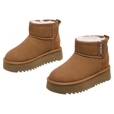 星期六内增高羊皮毛一体雪地靴