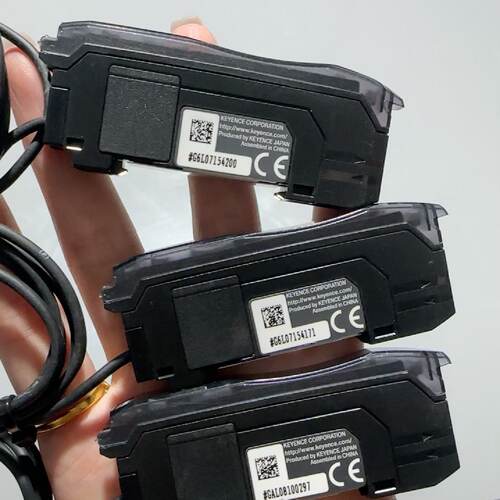 溢价-KEYENCE光纤放大器 FS-N12P 件 成色