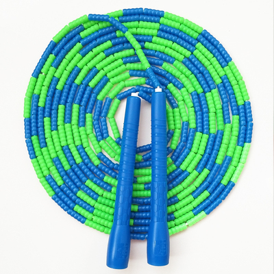 校园集体跳大绳10人8字比赛绳子