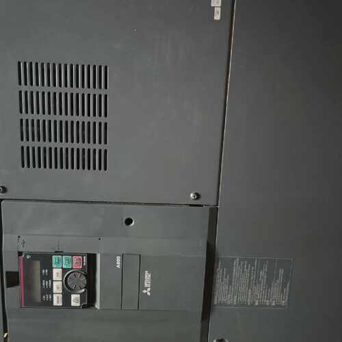 议价三菱变频器，FR-A840-75K-1-06，75KW,成色