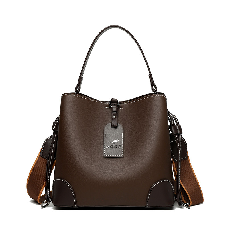 袋鼠真皮女包水桶包女2025新款斜挎包高级感小众手提单肩包软牛皮