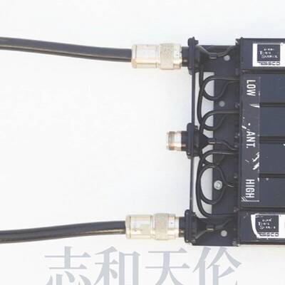 配件CELWAVE 6336A2N UHF COMMUNICATION REPEATER CAVITY DUPLEX