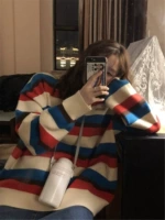 Полосатый свитер с