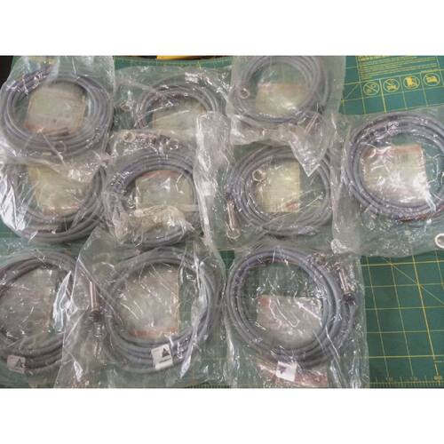 10件装 Lot of 10 / Carlo Gavazzi IA12DSF04P0 电感式接近开关