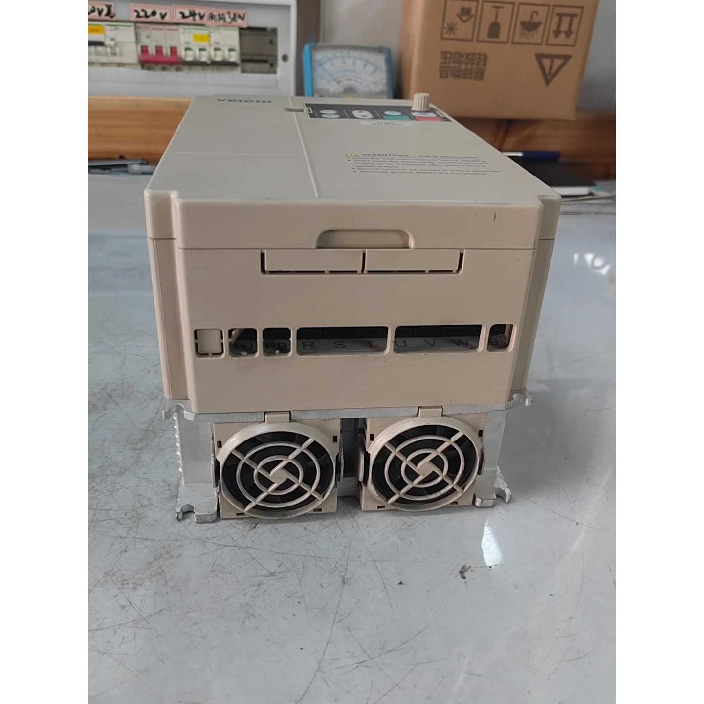 议价伟创变频器4KWAC80BT3004C成色如图每一维修图片