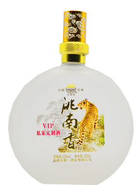 洮南香旗舰VIP42度白酒
