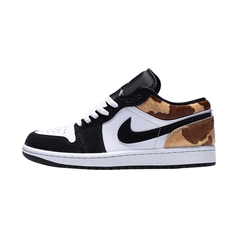 NIKE耐克男子AIR JORDAN 1白黑棕复古板鞋运动鞋IX8740-101