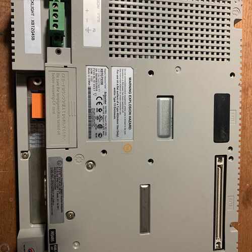 议价施耐德触摸屏，施耐德XBTGT5330，外观成色一般，功能正维修