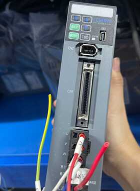询价超川伺服电机套装400w，CC-D3P040A2-A，九成新议价