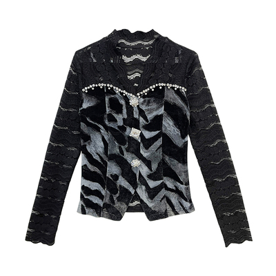 蕾丝拼接打底衫长袖钉珠洋气上衣