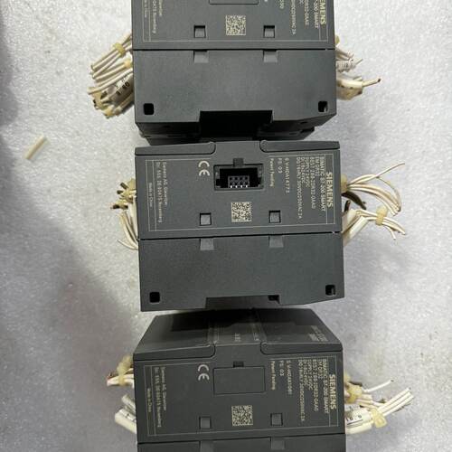溢价- 6ES7288-2DR32-0AA0模块，三台，