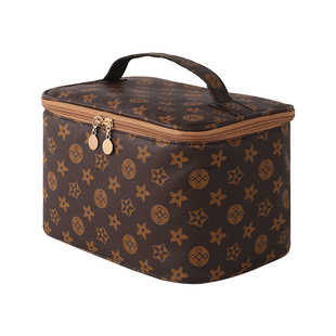 2025新款化妆包女轻奢大容量便携式护肤品收纳神器旅行出差洗漱包