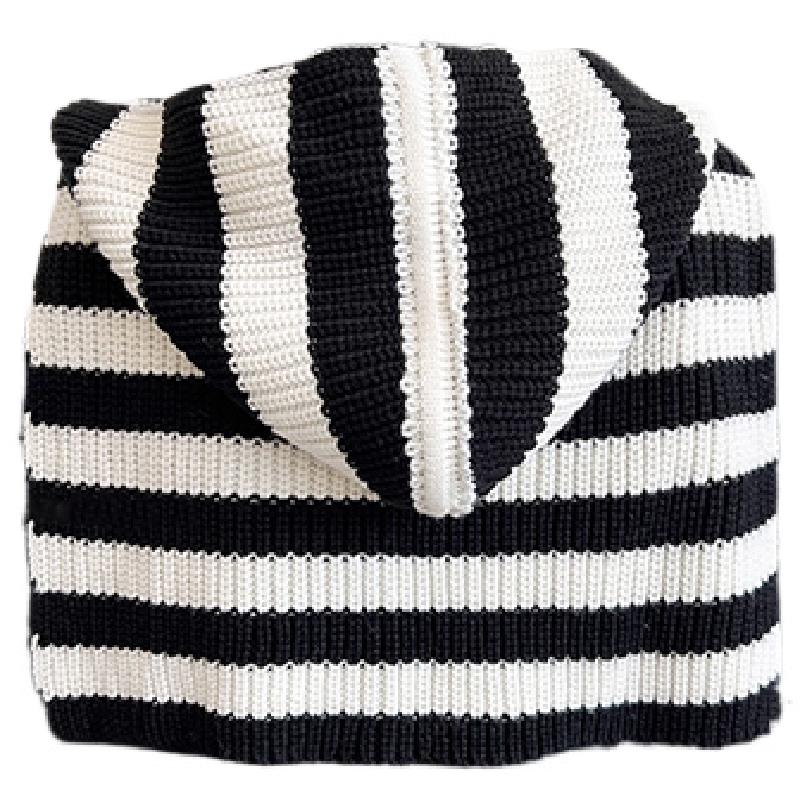 设计感条纹针织连帽披肩女秋冬新款保暖围巾帽子一体外搭护颈围脖