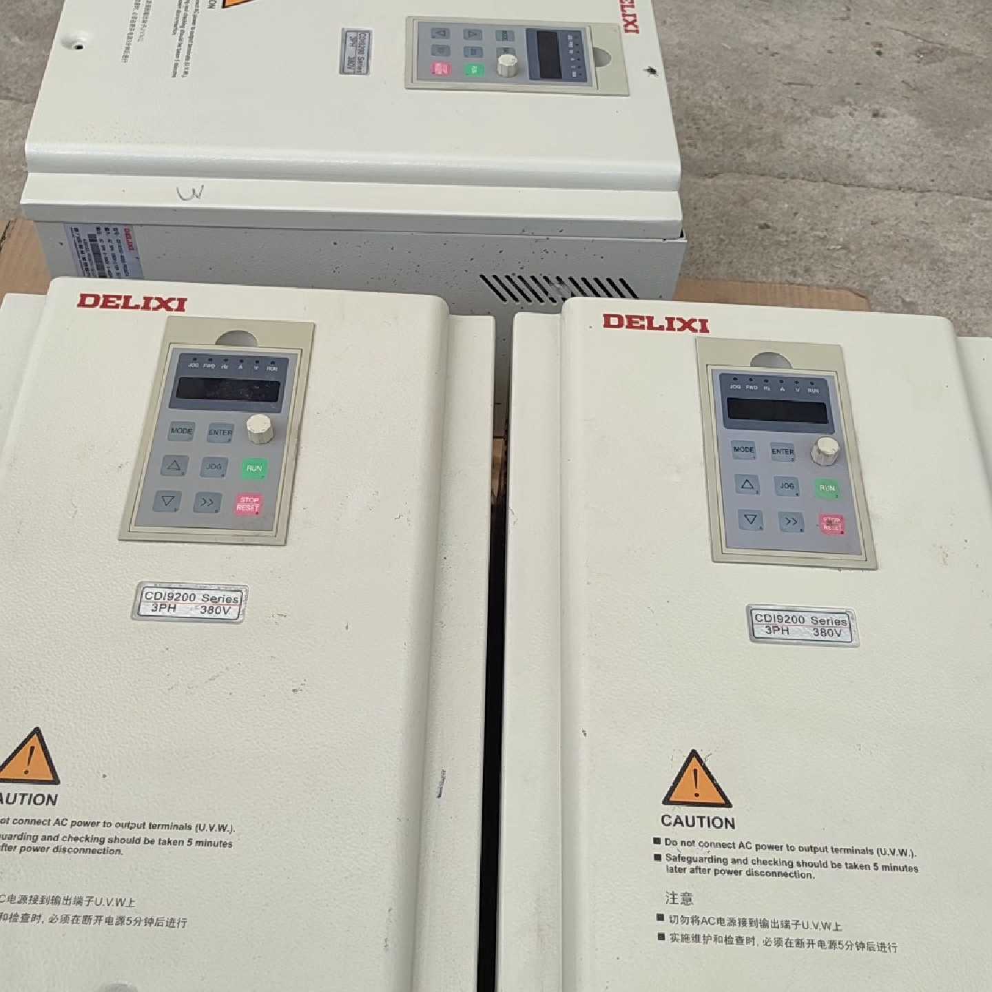 议价拆机德力西变频器,I9200-G022/P030T4,实