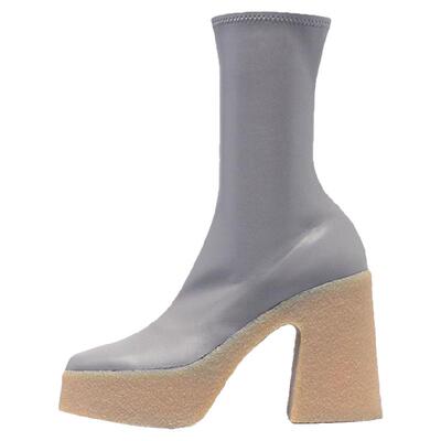 粗跟灰色显瘦方头防水春秋短靴