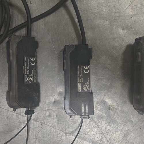 询价-KEYENCE基恩士光纤放大器 FS-V21R，成色如图，功