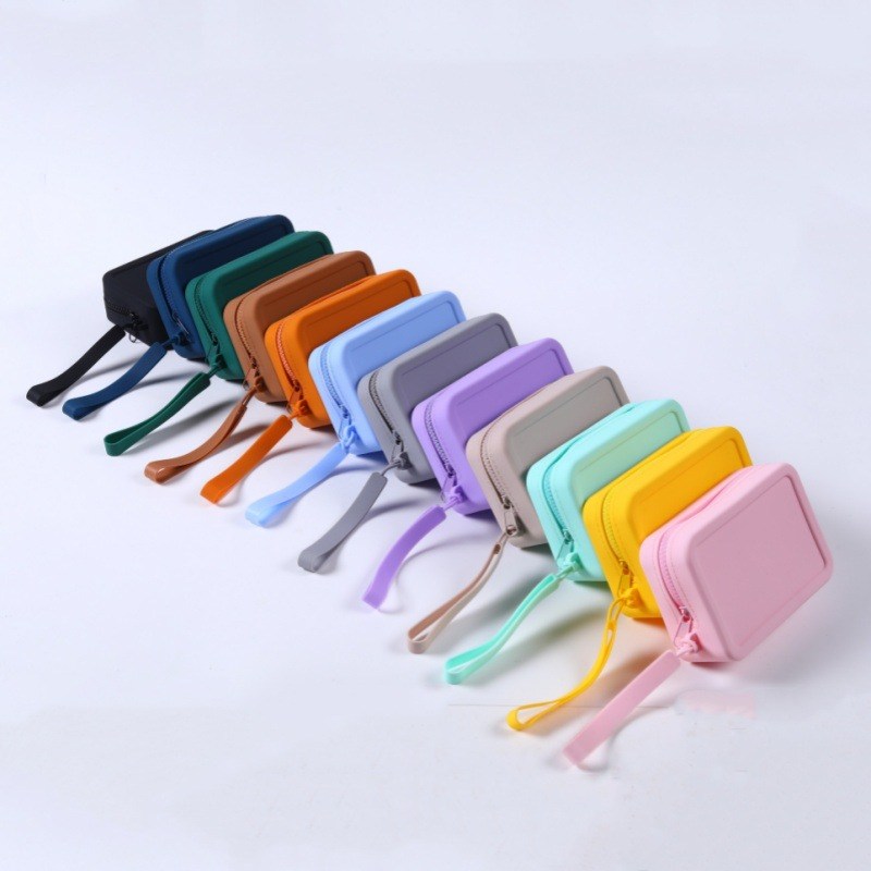 高颜值新款硅胶收纳小方包大容量便携随身带收纳袋口红耳机零钱包