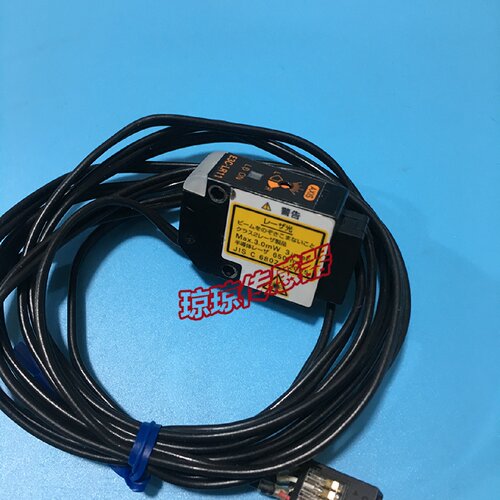 议价欧姆龙E3CLR11LR12LD11LD21LD31LDA11光电开关激光传感器