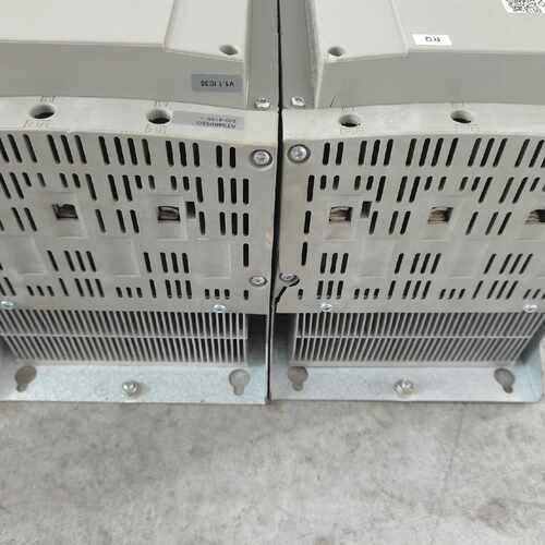 议价施耐德软启动ATS48D62Q，原机拆解，共2台，成色如图，维修