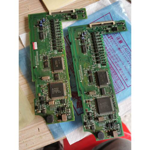 议价A50CA55E A50CA55D三菱变频器CPU板BC186A433G54G55 A540F540