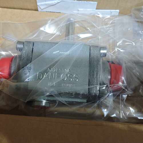 议价Danfoss丹佛斯电磁阀 EVRA32 NC 型号042H1126 1 1/4in x 1 1