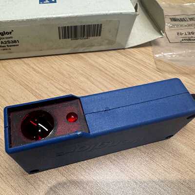 议价德国Wenglor威格勒KN88PA2S381传感器，全新现货一个！