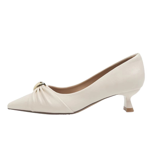 法式优雅褶皱尖头浅口单鞋女2026年新款春季小猫跟金属扣晚晚女鞋
