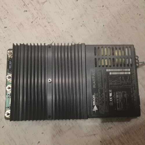 溢价-VICOR直流电源模块  VE-MU3-EQ-LL-11