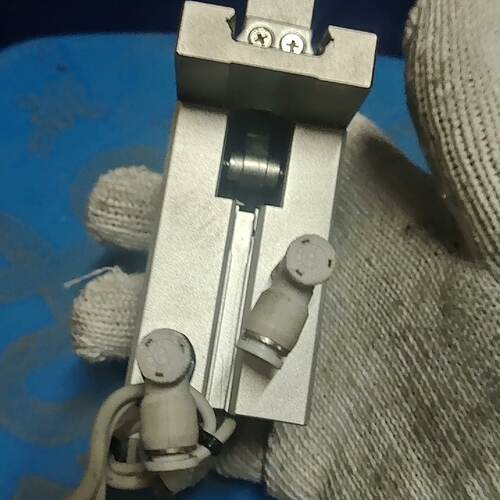 议价Yadeke Die Head Hfk32f Pressure Ran 0.15-0.7Mpa Disassem