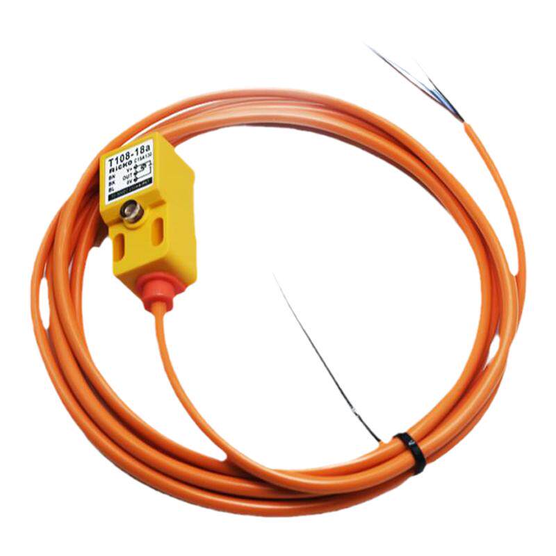 方形接近开关RF105 T108 T105-18a b1感应金属三线直流限位传感器