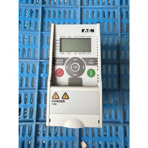 询价-EATONMMX12AA1D7N00变频器实物图