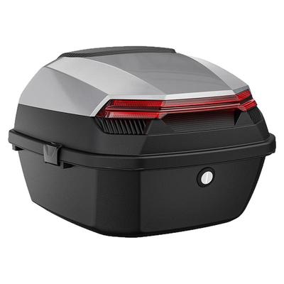 【可放3.5个头盔】大容量后备箱