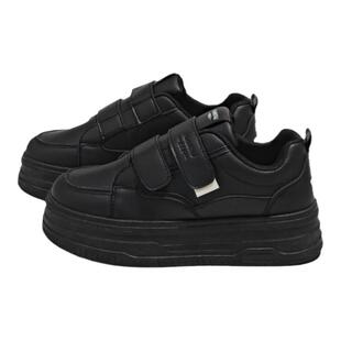 环球魔术贴面包鞋女2026新款春季运动百搭小黑鞋小众厚底黑色板鞋