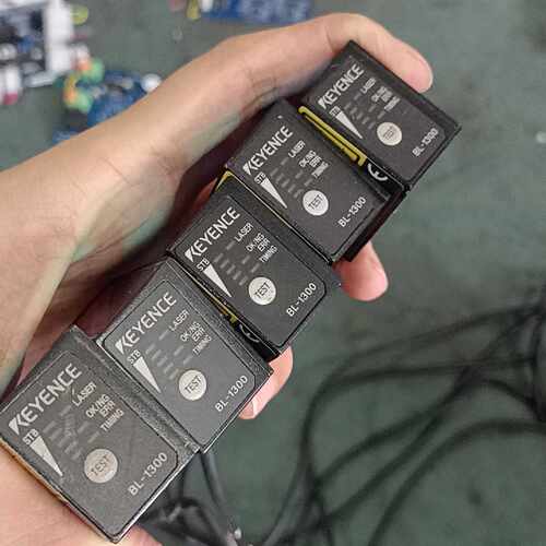 询价基恩士BL-1300实物图拍摄，，线长1米左右