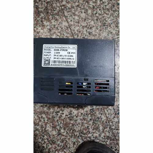 议价三晶变频器8000B4T2R2GB维修