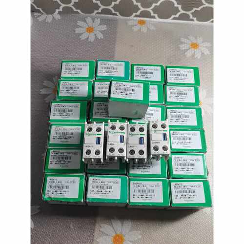议价LADN11C辅助触头模块维修